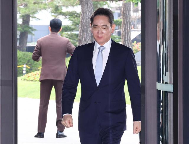 Samsung heir Lee Jae-yong awaits Supreme Court ruling on merger case next month
