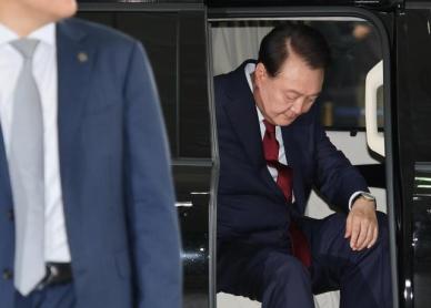 尹 오후 조사 불참에 특검 출석 거부 간주…결단할 수도