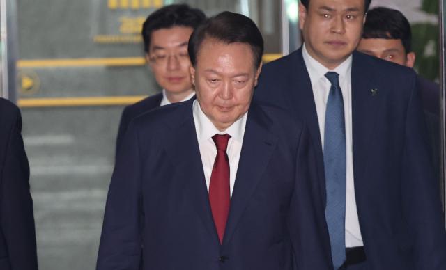 PHOTOS: Special counsel team opens inquiry into Yoon Suk Yeol