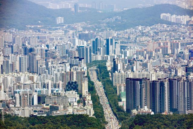 서울 경부고속도로 인근 아파트 단지 사진연합뉴스