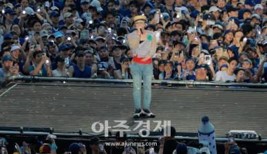 [포토] 지드래곤, 슈퍼스타 싸이가 불러서 왔어요