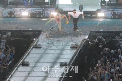 [포토] 흠뻑쇼에 흠뻑빠진 GD