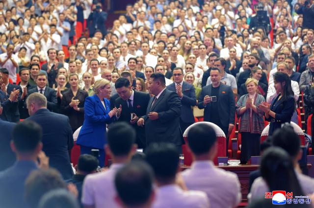 N. Korean leader Russian culture minister, pushes for stronger cultural ties