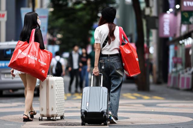 韩国免税店调整商品结构 迎合外籍游客日常消费需求