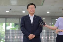 [속보] 지귀연 술 접대 의혹 사실 아냐…공정·신속 재판 매진