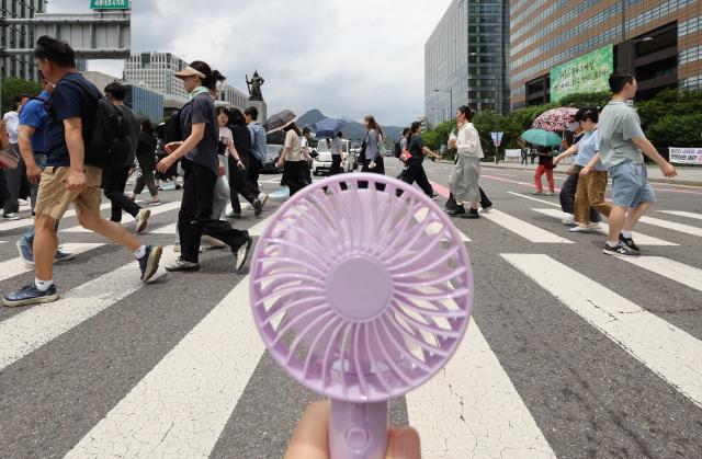 Seasons first heat wave advisory issued in Seoul