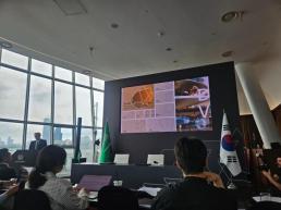 [아주경제 코이너스 브리핑] 비트코인, 중동 리스크 이후 조정세…10만7000달러서 거래