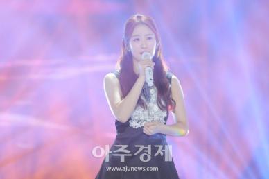 [포토] 멋진 무대 선보이는 오유진 (더트롯쇼)