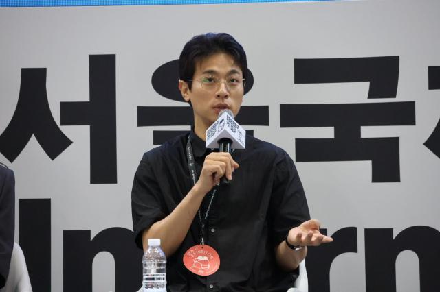 출판사 무제 대표로 서울국제도서전에 참여한 박정민 사진 김호이 기자
