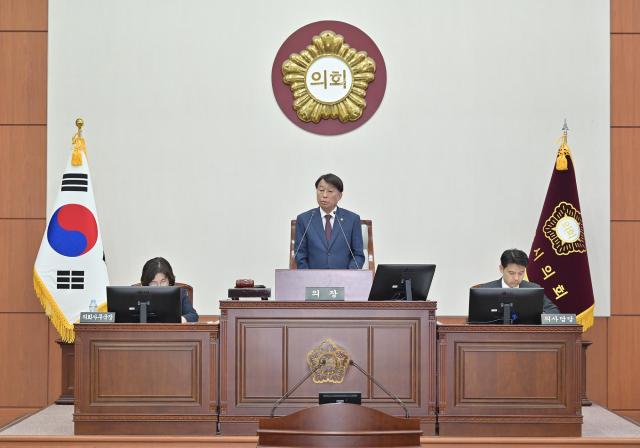 제323회 강릉시의회 제1차 정례회 제3차 본회의 사진강릉시의회