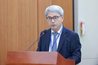 윤희성 수은 행장 변화와 혁신으로 정책금융 개척자 돼야