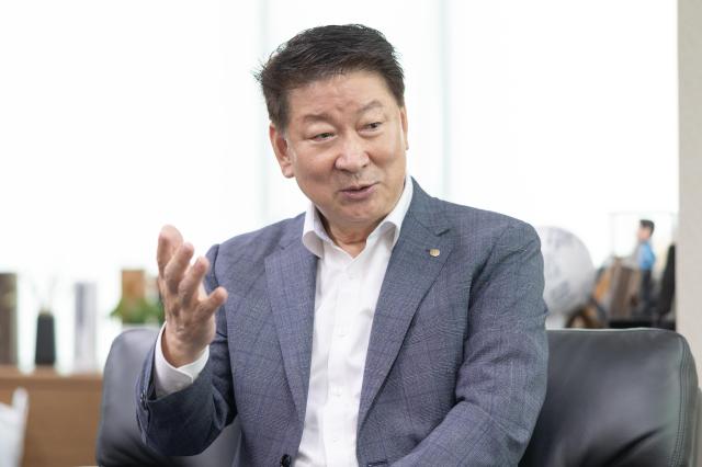 캡션에 주요 멘트 한 줄 부탁드립니다 오화경 저축은행중앙회장 인터뷰사진유대길 기자 dbeorlf123ajunewscom
