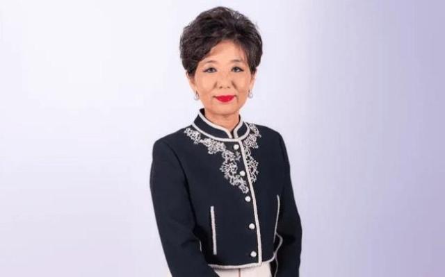 재미동포 여성 사업가 미셸 강한국명 강용미이 프랑스 프로축구 명문 올랭피크 리옹의 새 회장이 됐다 사진올랭피크 리옹 홈페이지