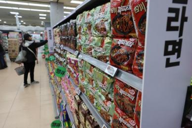 [고개 치켜든 물가] 비상 걸린 식탁 물가에 소비자물가 2.2%↑…하반기도 불안