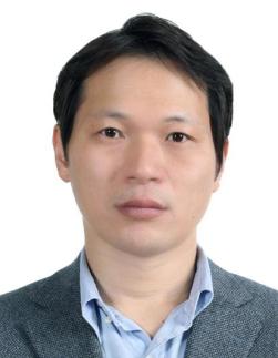[데스크칼럼] 2017년 5월 vs 2025년 6월