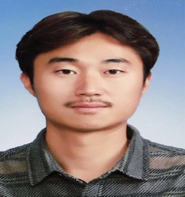 장래홍 양양군 서핑협회장 사진이동원 기자