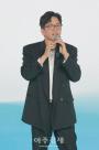 [포토] 인사말 하는 가수 이적