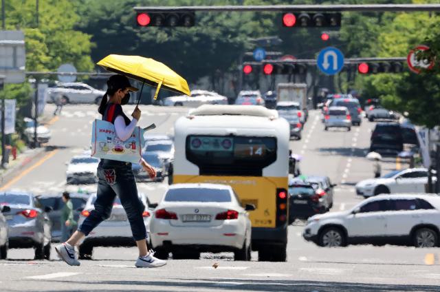 済州・南部地方の梅雨明け…来週も猛暑・熱帯夜が続く
