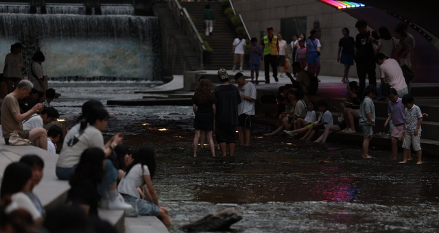 First heat wave warning issued as scorching heat grips capital