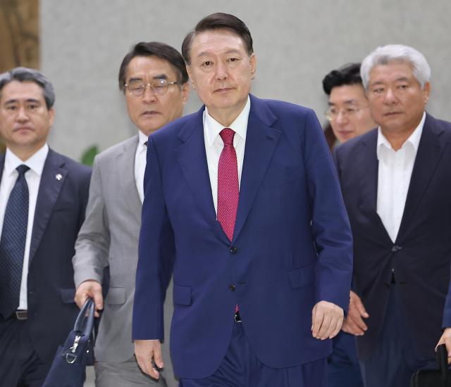 多项重磅指控加身 尹锡悦周三接受逮捕必要性审查 