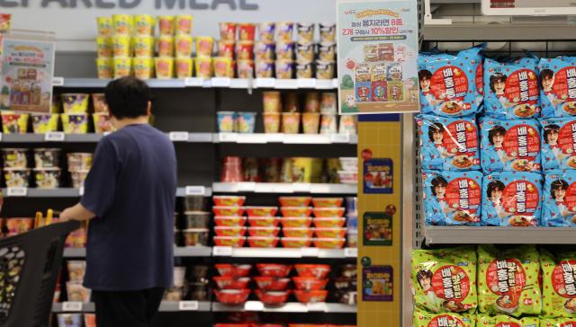 韩国政府联手流通企业推出夏季食品促销 应对加工食品涨价压力