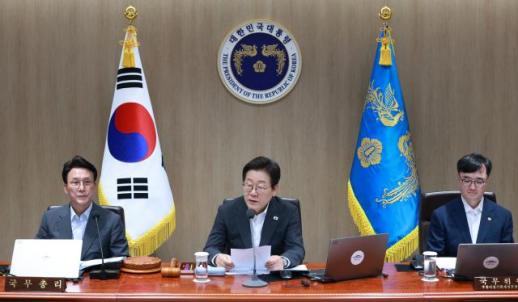 李 대통령 방산 4대 강국 위해 육성 컨트롤타워 신설 검토  