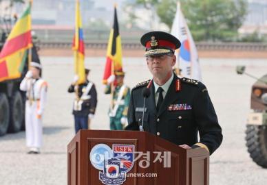[포토] 유엔사 창립 기념행사서 축사하는 데릭 맥컬리 중장