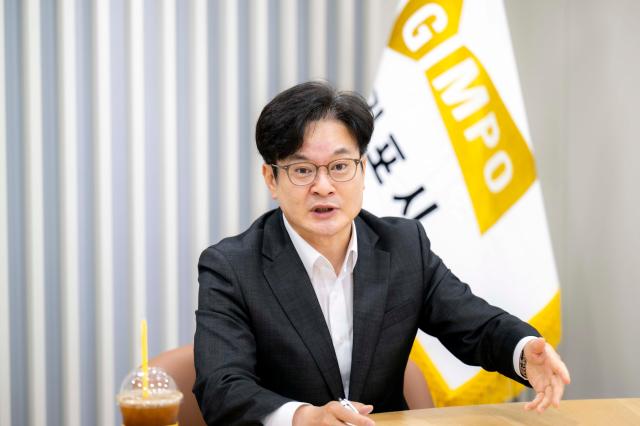 70만 시대 연 김병수 시장, 김포를 체류형 평화관광 도시로 바꾸다