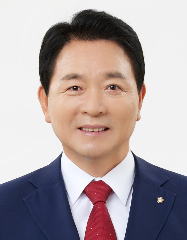 국민의힘 국방위원 성일종 의원 사진성일종 의원 사무실
