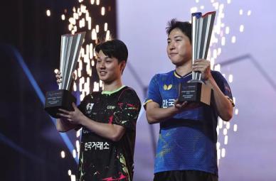 탁구 임종훈·안재현, 세계 1위 꺾고 WTT 미국 스매시 남자복식 우승