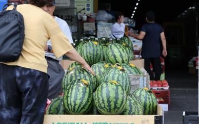 휴가철 앞두고 먹거리 물가 초비상...히트플레이션에 우럭 42%까지 폭등