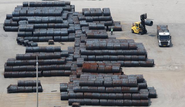 Korean steelmakers struggle under US tariff pressure, global glut