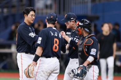선두권 싸움 역대급 혼전… 전문가 후반기 변수는 부상