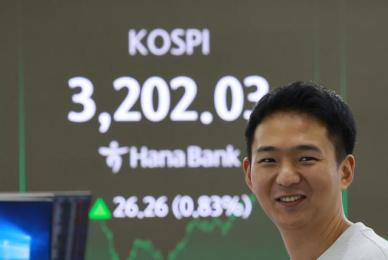 3200 코스피 주식에 몰린다…5월 시중에 풀린 돈 44조원