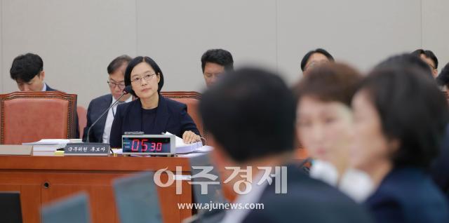 [포토] 한성숙 후보자, 네이버 경험 살려 소상공인 회복 돕겠다