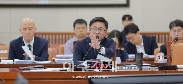 [포토] 김성환 후보자, 연내 탈플라스틱 로드맵 마련