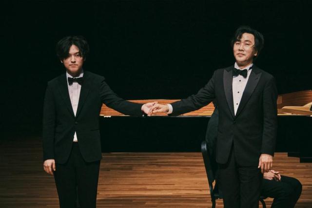 손민수오른쪽와 임윤찬 사진현대카드