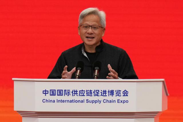 英伟达AI芯片对华出口解禁 三星SK或成大赢家