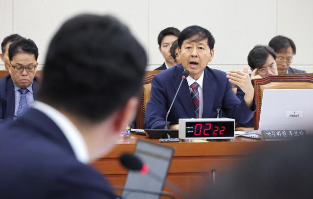 구윤철 경제부총리 겸 기획재정부 장관 후보자가 17일 국회 기획재정위원회에서 열린 인사청문회에서 질문에 답변하고 있다 사진연합뉴스