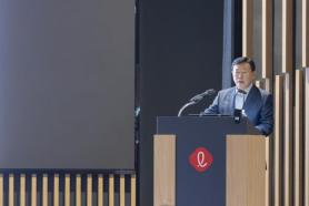 Lotte chairman orders sweeping overhaul as conglomerate confronts deepening crisis