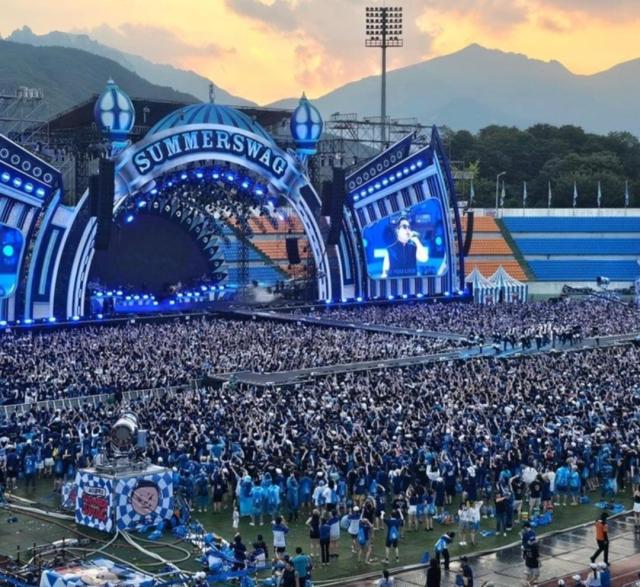 지난해 속초시 ‘2024 싸이 흠뻑쇼’ 사진이동원 기자