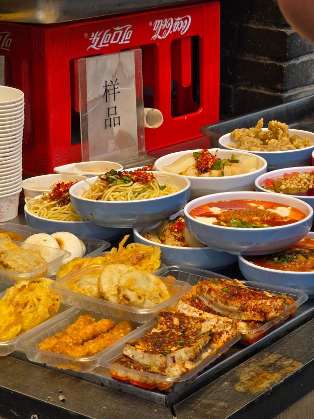 콴쟈이샹즈에서 만날 수 있는 쓰촨 음식들 사진기수정 기자