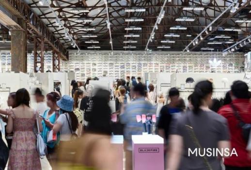 韩式时尚俘获Z世代芳心 Musinsa中国游客消费同比暴增