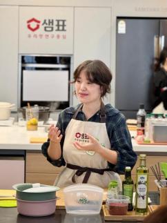 [르포] 밑간도 김치도 연두 하나로…장은실표 저속노화 레시피 따라 해보니