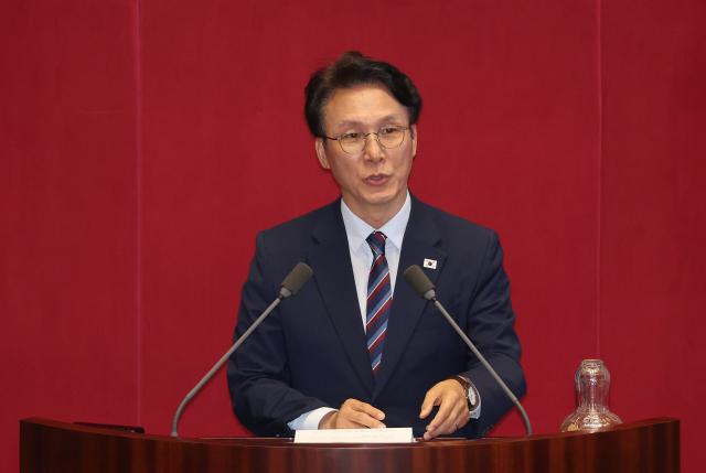 김민석 국무총리가 23일 국회 본회의에서 인사말을 하고 있다 사진연합뉴스