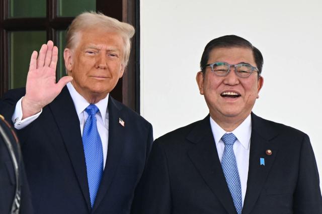 도널드 트럼프 미국 대통령과 이시바 시게루 일본 총리 사진AFP·연합뉴스