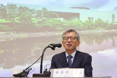 유홍준 국립중앙박물관장 韓미술, K-컬처 뿌리…블록버스터급 세계 순회전 열것