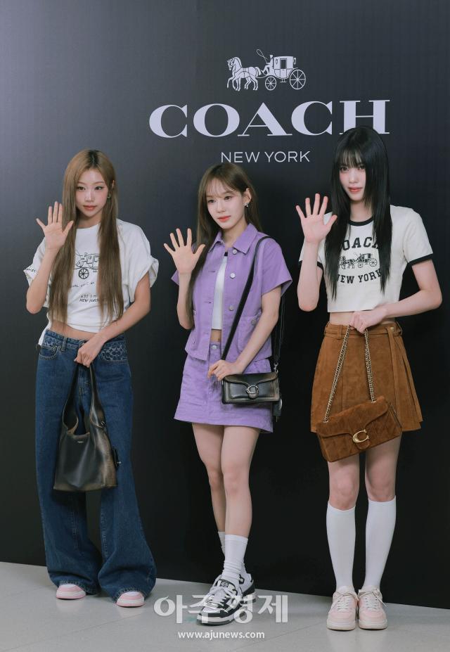 [포토] 코치 포토콜 참석한 최정은·유사랑·코코