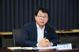 민주, 검찰개혁 비판하며 사직한 檢간부 맹비난 뻔뻔함에 치떨려
