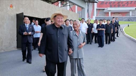 북한, 오늘밤 전승절 72주년 행사…김정은 연설 여부 주목